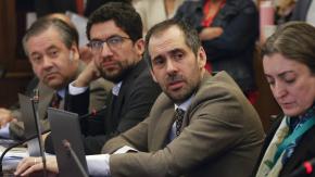 Diputados UDI, RN y republicanos declaran rechazo a reajuste público 2026: "Impropia y deshonesta forma de legislar"
