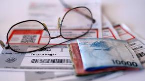 Exclusivo T13 | Contraloría aprueba decreto que reduce tarifas de la luz, pero con observaciones