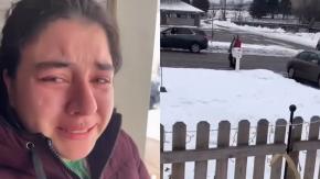 Estadounidense enfrenta a agentes de ICE para proteger a repartidora migrante en Minnesota