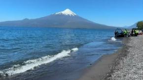 Intensa búsqueda de joven de 19 años desaparecido en lago Llanquihue: padre sólo logró rescatar a hermano menor