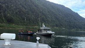 Seis personas desaparecidas tras hundimiento de embarcación salmonera en Estuario de Reloncaví