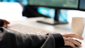 Lanzan “Beca Cuidadores”: la iniciativa que apoya a estudiantes que compatibilizan estudios y labores de cuidado