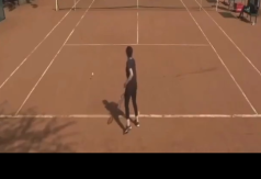 "Fue un error": Revelan las razones del por qué la tenista que no sabía sacar jugó el W35 de Nairobi