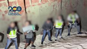 La policía española incauta un récord de 10 toneladas de cocaína ocultas en un cargamento de sal procedente de Brasil