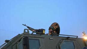 Militares y policías patrullan barrios de la capital de Guatemala asediados por pandillas