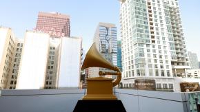 A qué hora y cómo ver EN VIVO  la alfombra roja de los Premios Grammy 2026