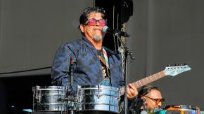 Joe Vasconcellos lideró: Estas son las 25 canciones chilenas más reproducidas en radios nacionales en 2025