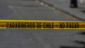 Dos carabineros heridos tras balacera en La Legua: conductor esquivó control policial