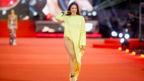 Kel Calderón reaccionó a las críticas contra su vestido en la Gala de Viña: "Me encanta proponer looks"