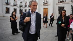 Crisis por proyecto de cable chino: La Moneda en la mira por versiones contradictorias