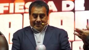 Municipalidad de Villa Alegre evalúa denunciar ante Fiscalía a Dino Gordillo: habría besado en la boca a menor durante show