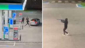 VIDEO | Amedrentando a cajeras y compradores: El registro del violento robo a servicentro en Conchalí