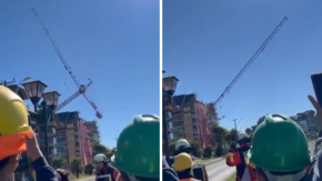 VIDEO | Grúa se desploma en plena costanera de Puerto Varas