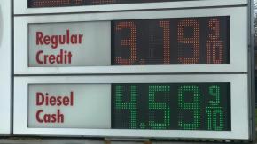 Petróleo cierra en máximo desde 2022 mientras el estrecho de Ormuz sigue paralizado