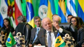 "Nos quieren colonizar otra vez", dice Lula en un foro de Latinoamérica y África