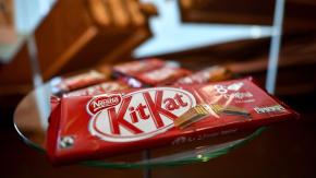 Denuncian robo de 12 toneladas de chocolates KitKat en Europa: reportan posible escasez antes de Pascua