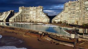 Qué se sabe de la muerte de 4 personas que intentaron rescatar a una niña en Algarrobo