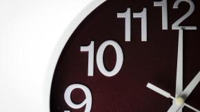 Cambio de hora HOY: Por qué se originó la medida y quién fue su autor