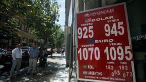 Sólo 2 tuvieron números positivos: así ha variado el dólar en los primeros 100 días de cada gobierno