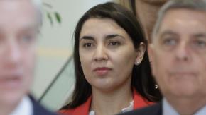 Ministra de la Mujer sufrió fallas de frenos en su auto fiscal cuando estaba en Valparaíso