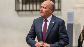 Ministro Quiroz a camioneros ante alza de diésel: "Van a tener que traspasar a precio... no hacen milagros"