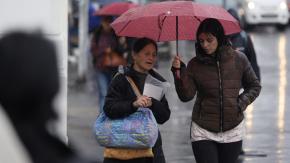 "Nuevamente cubierto": Gianfranco Marcone anticipa que la lluvia vuelve a Santiago durante este fin de semana