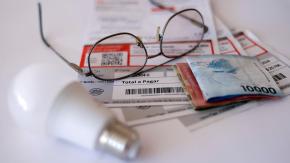 Por deuda con distribuidoras: Cuenta regresiva para alza en cuentas de luz