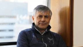 Claudio Araya (PC), de la Subtel: Contraloría detecta en su gestión hasta $100 mil millones en posibles irregularidades