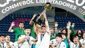 Les pidieron devolver la ropa que usaron en la Copa: La polémica que envuelve a Santiago Wanderers Sub 20