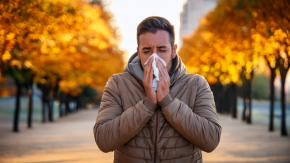 La alergia de otoño es real y así puedes diferenciarla de un resfrío