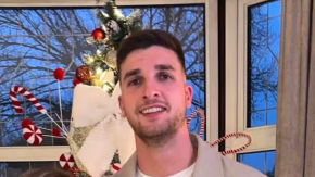 Joven tenía dolor de estómago, le dijeron que era por “tomar mucha bebida” y buscó nueva opinión: diagnóstico le cambió la vida 