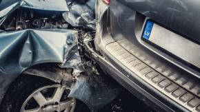 Detienen a chofer de app que provocó accidente: tenía orden de aprehensión por violación de menor de 14 años