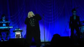 Laura Pausini, Maluma y Ana Gabriel: Famosos artistas "retan" a sus fans