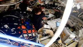 Viaje a la Luna: ¿Qué comen y escuchan los astronautas?