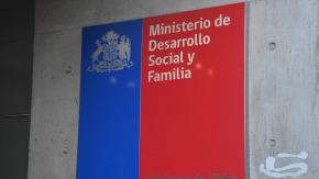 Gobierno reingresa reglamento de la nueva ley de adopciones a Contraloría