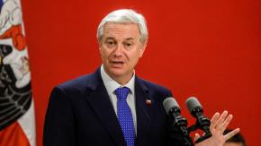 Cadem: 46% está en desacuerdo con plan de reconstrucción presentado por el Presidente Kast