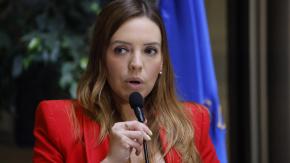 Investigan a Camila Flores por fraude al Fisco de $300 millones: acusan que pagaba sueldos a asesores y recortaba "significativa" parte