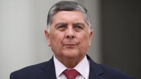 Alvarado emplaza a la oposición tras polémica sobre recortes: "Demuéstrenme a qué persona se le ha quitado un beneficio social"