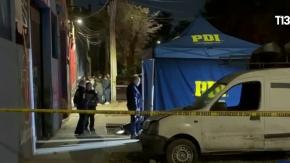 Agresor lo apuñaló y lo atropelló: Riña en baños de disco clandestina termina con un fallecido en Quinta Normal