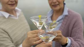 Día de los que pasamos agosto: Los festejos de municipios en la mira de Contraloría tras detectar más gastos en celebraciones que en ayuda