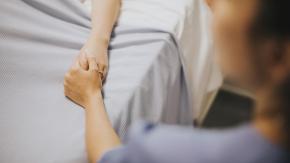 Mujer se someterá a muerte asistida en Suiza este viernes: éste es su motivo para solicitarla estando completamente sana