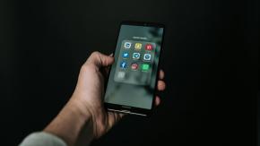 "Plan Entornos Digitales Seguros": Ministerio del Desarrollo Social presentará proyecto para restringir redes sociales a menores