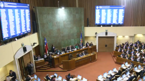 Plan de reconstrucción: La Moneda a la "caza" de votos clave