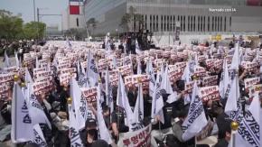 Trabajadores de Samsung protestan por la brecha salarial con SK Hynix y amenazan con una larga huelga