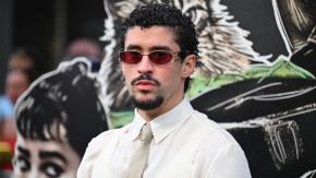 Con 50 años más: Bad Bunny sorprende en la Met Gala con un look inspirado en la vejez