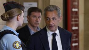 Sarkozy denuncia la "novela grotesca" sobre la presunta financiación libia de su campaña electoral