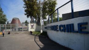 Estudiantes reportan evacuación de Facultad de Administración y Economía de la Usach
