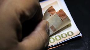Casi 9 de cada 10 personas trabajadoras en Chile considera que su salario no le alcanza para cubrir sus necesidades básicas