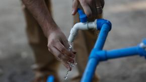 Durará 10 horas: anuncian corte de agua programado para una comuna de la región Metropolitana