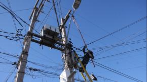 Enel anuncia corte programado de luz para este domingo 17 en cinco comunas de la RM